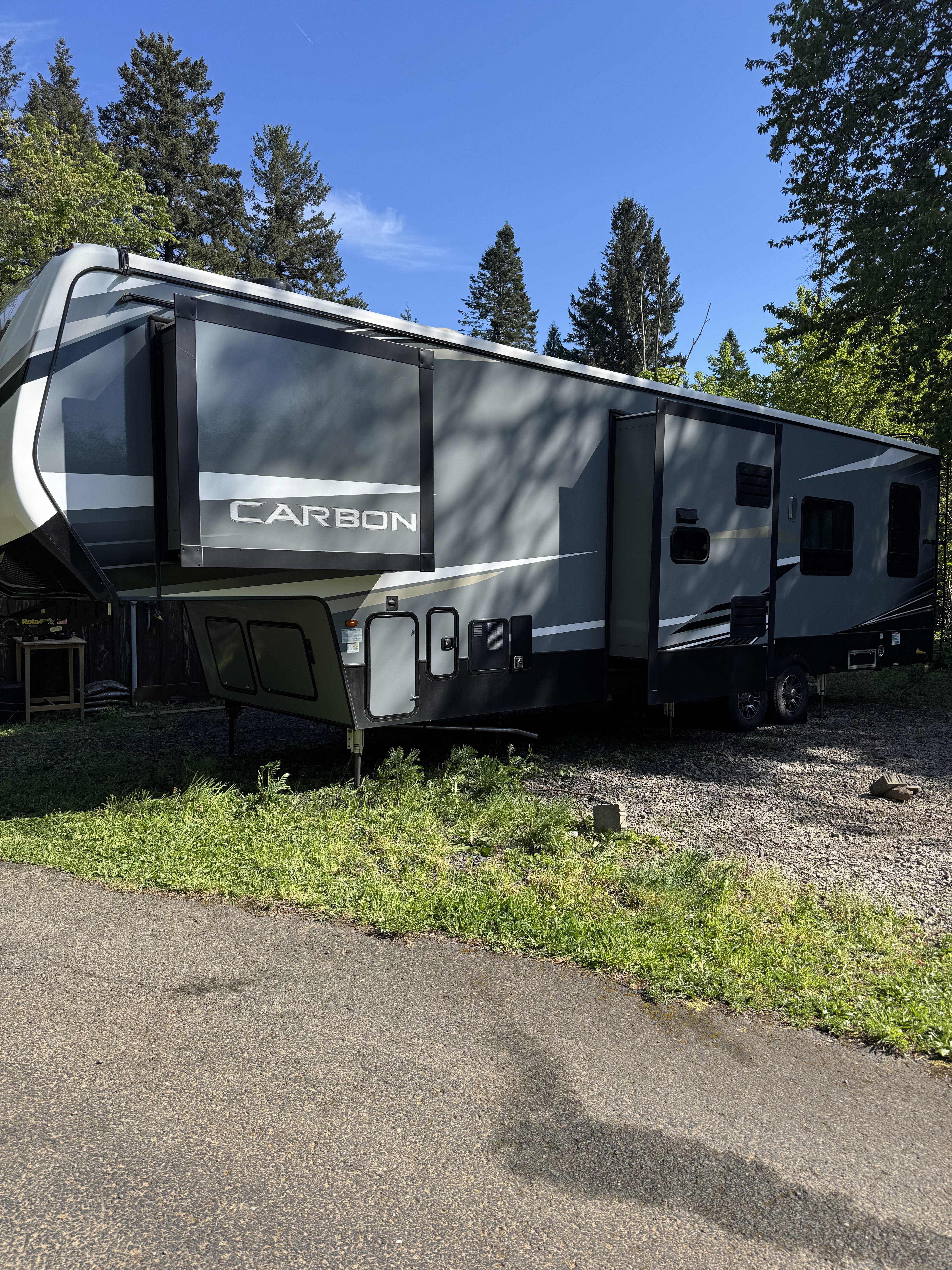 2020 Keystone CARBON 348 in stevenson WA