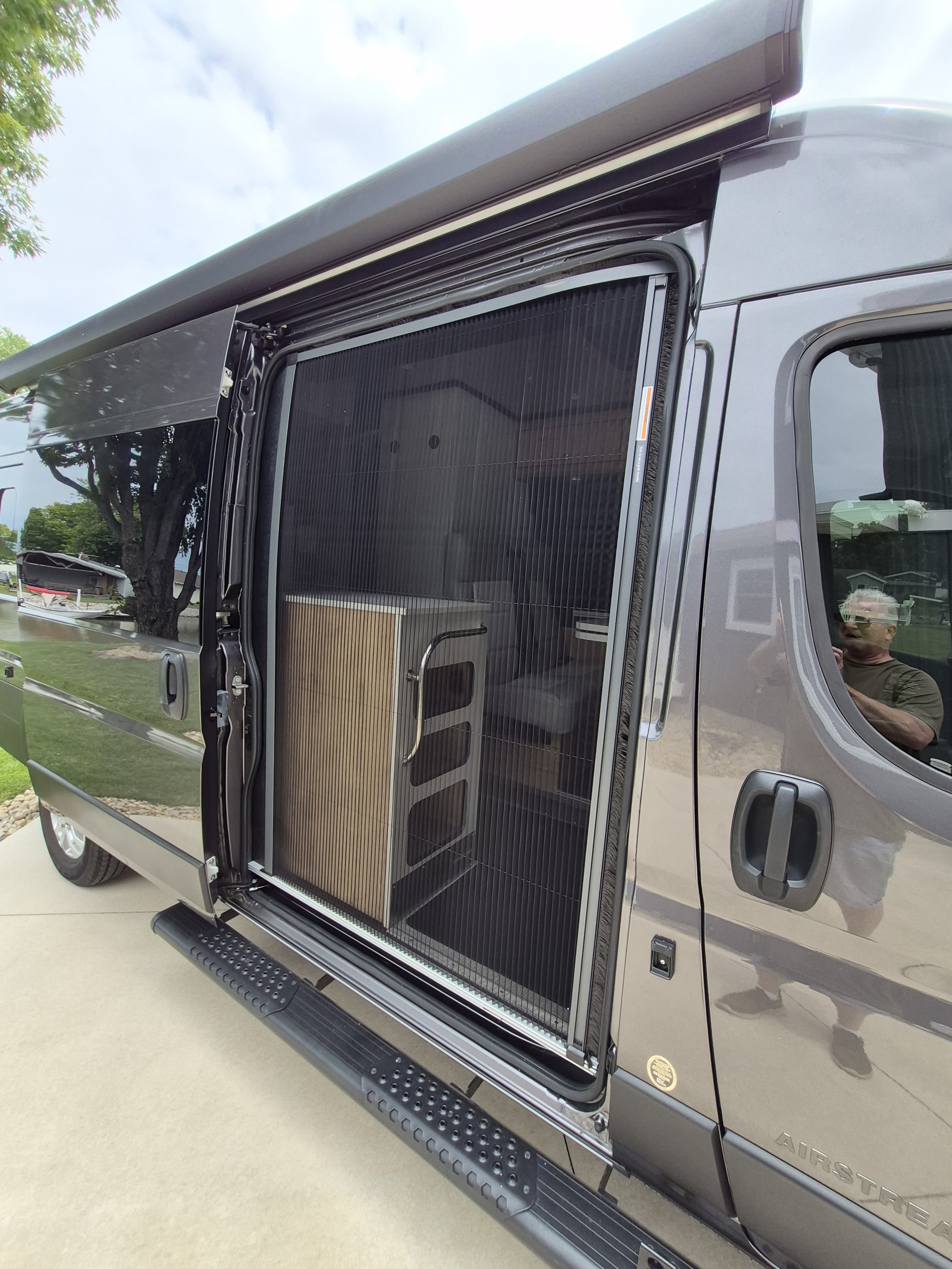 2024 Airstream RANGELINE BASE in port clinton OH