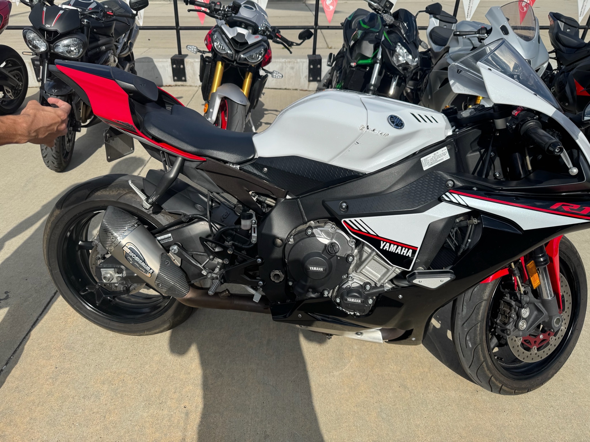 2016 Yamaha YZF-R1S R1S in Irving, TX