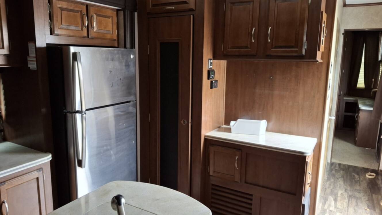 A photo of this 2017 Jayco JAY FLIGHT 40RLTS