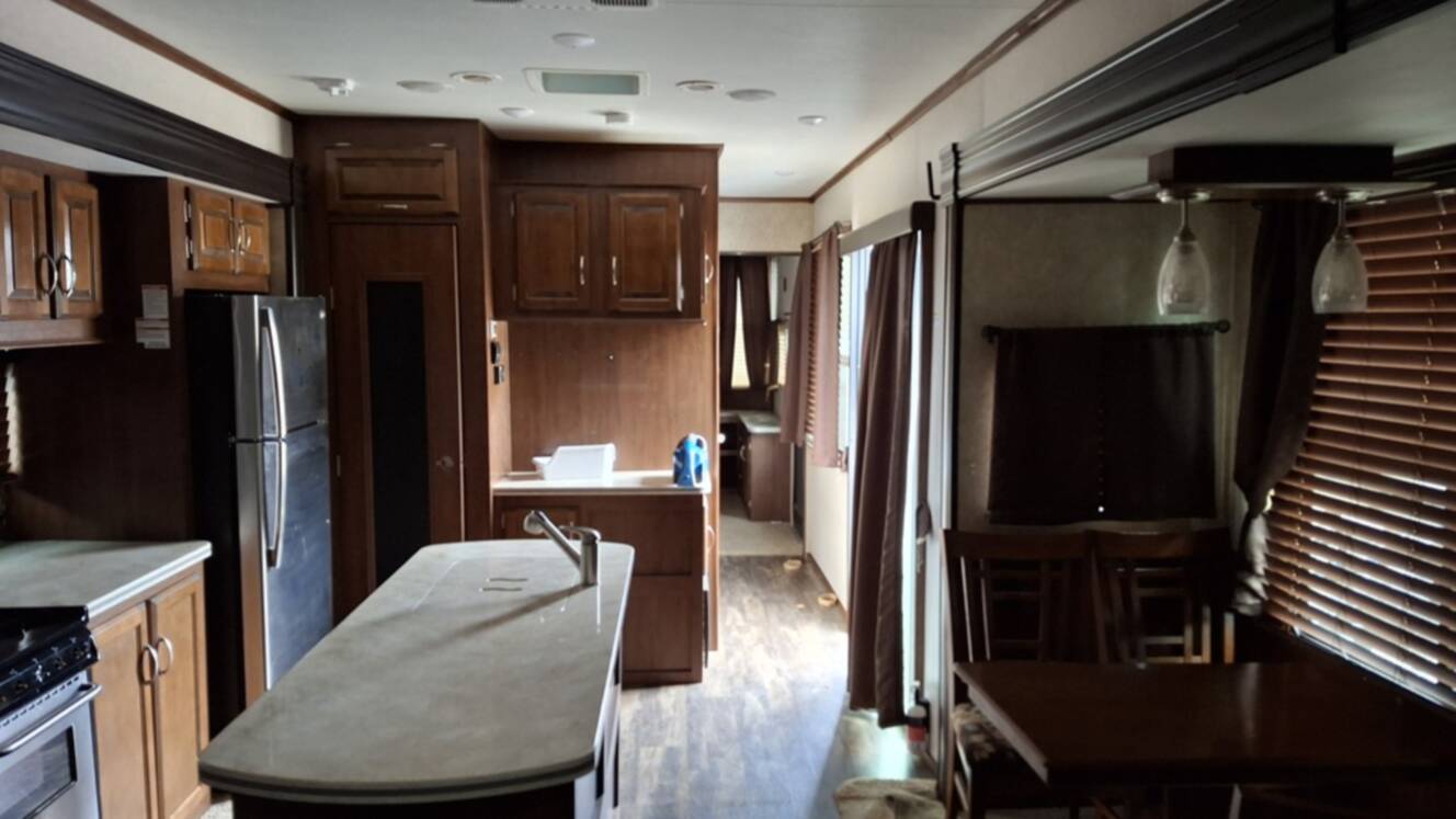 A photo of this 2017 Jayco JAY FLIGHT 40RLTS
