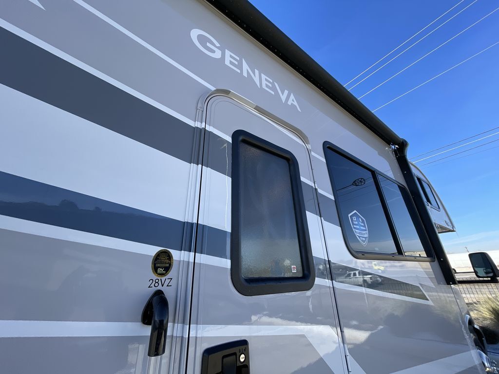 2026 Thor Motor Coach Geneva 28VZ Chevy in buda TX
