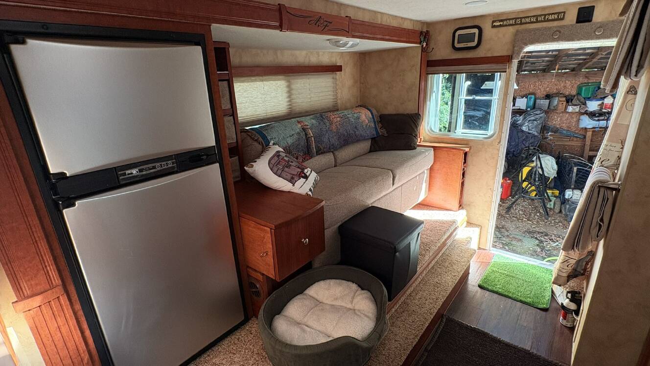 A photo of this 2014 Northwood Mfg ARCTIC FOX 990