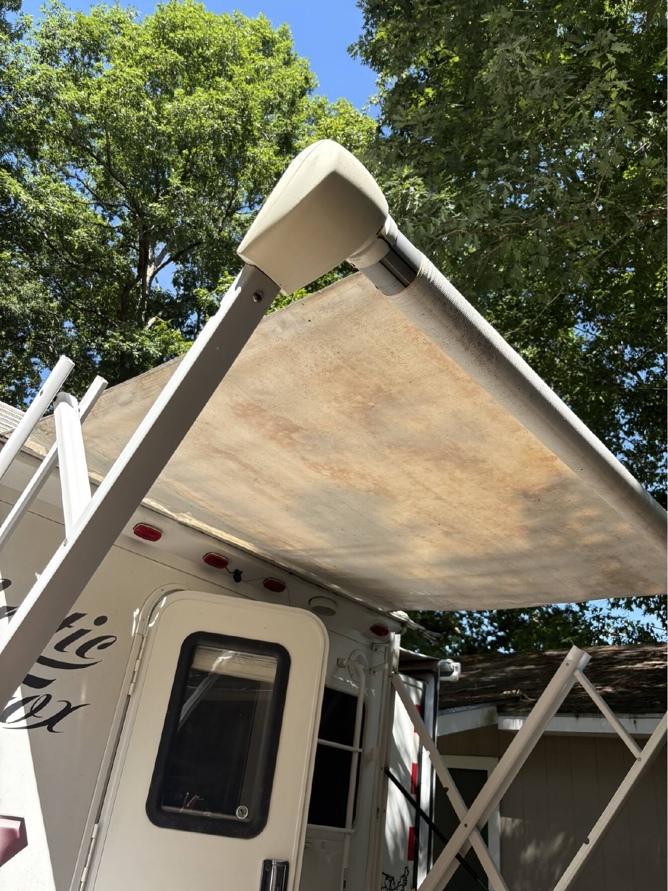 A photo of this 2014 Northwood Mfg ARCTIC FOX 990