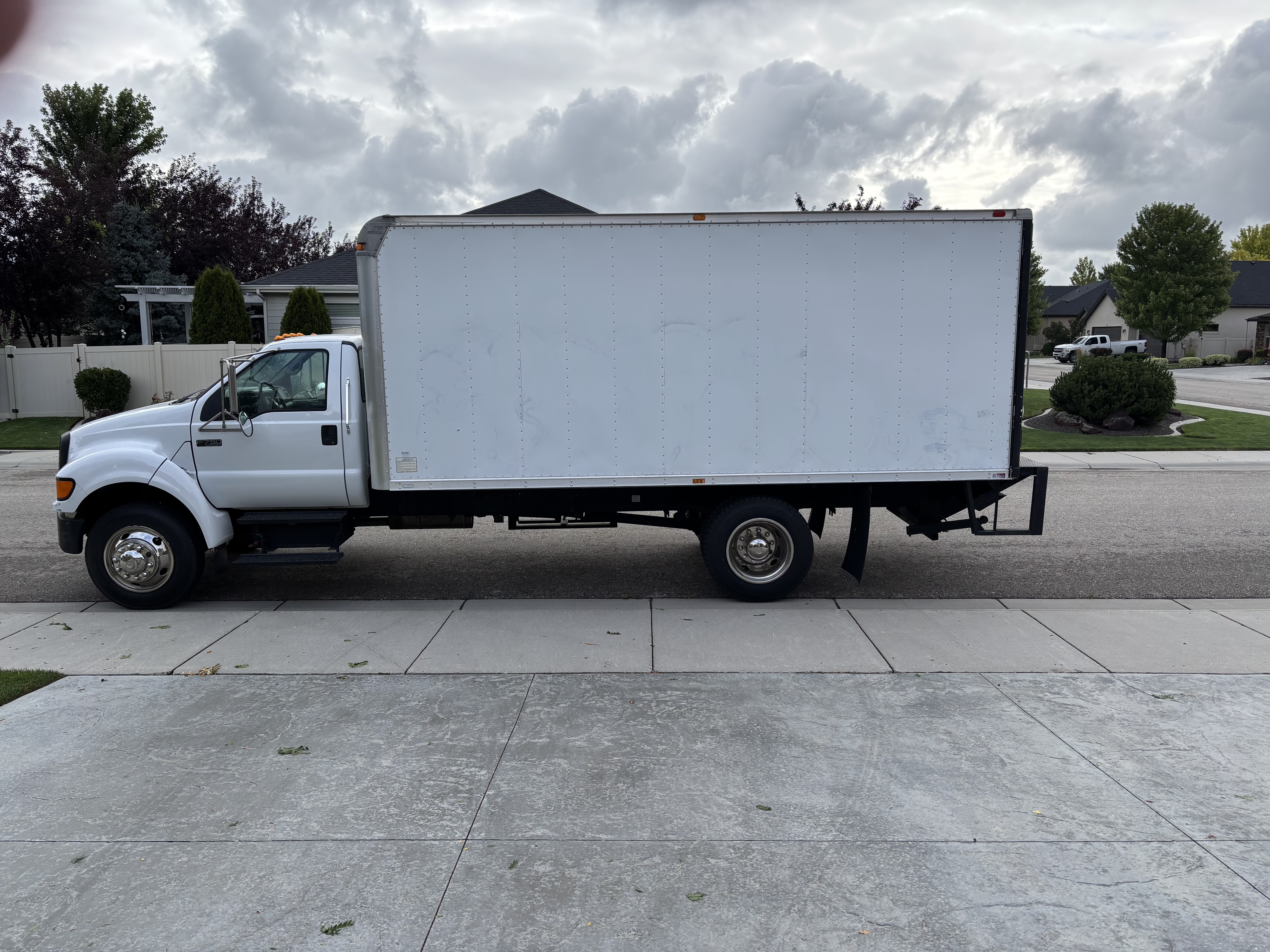 2005 FORD F750 SD DIESEL STRAIGHT FRAME SD DIESEL STRAIGHT FRAME in Meridian, ID
