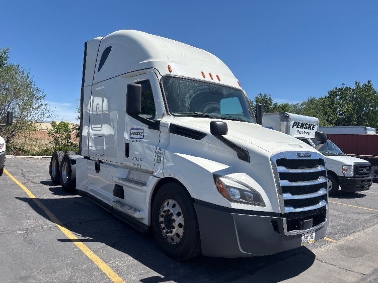 2022 FREIGHTLINER CASCADIA 126 in West Valley City, UT