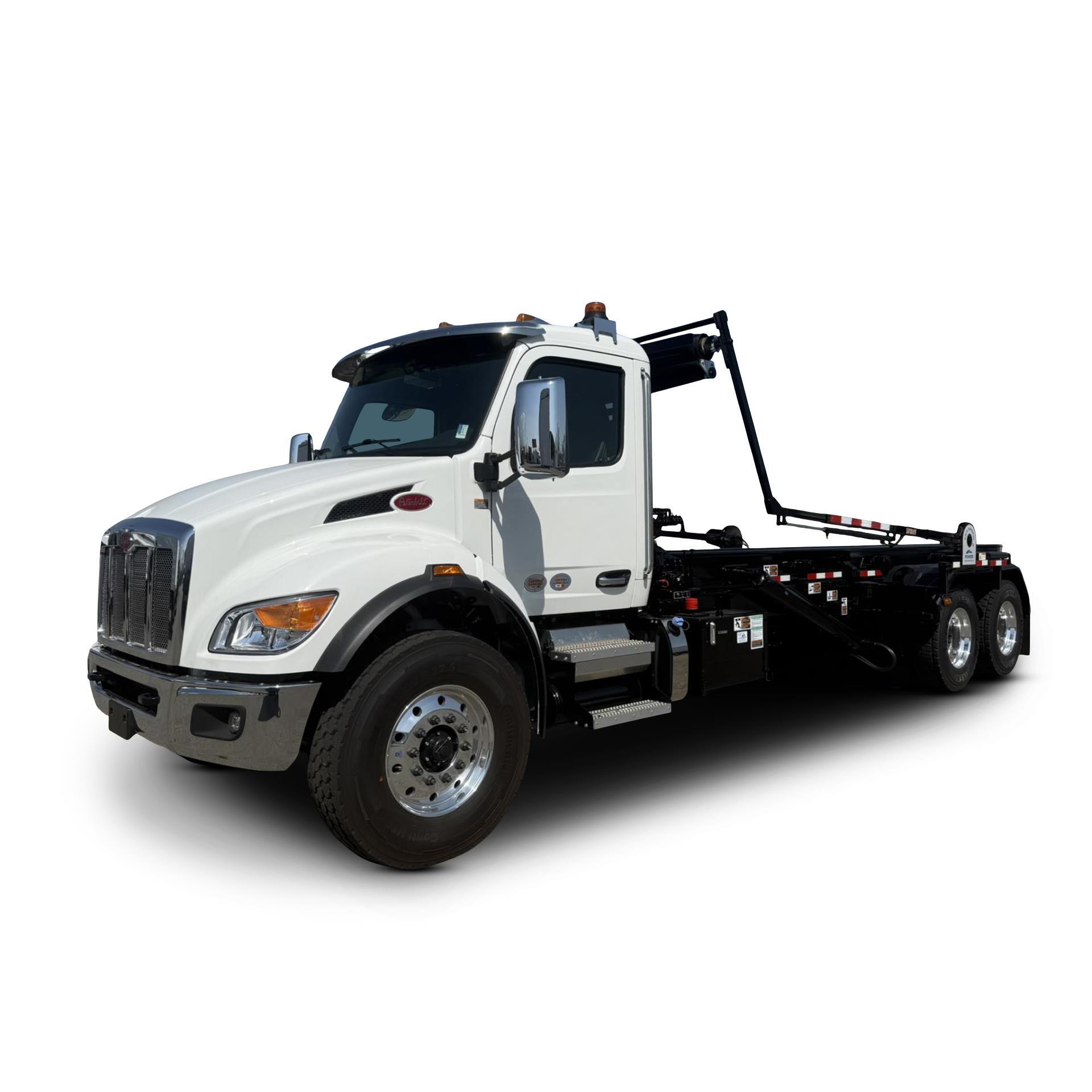 2026 Peterbilt 548 in Fontana, CA