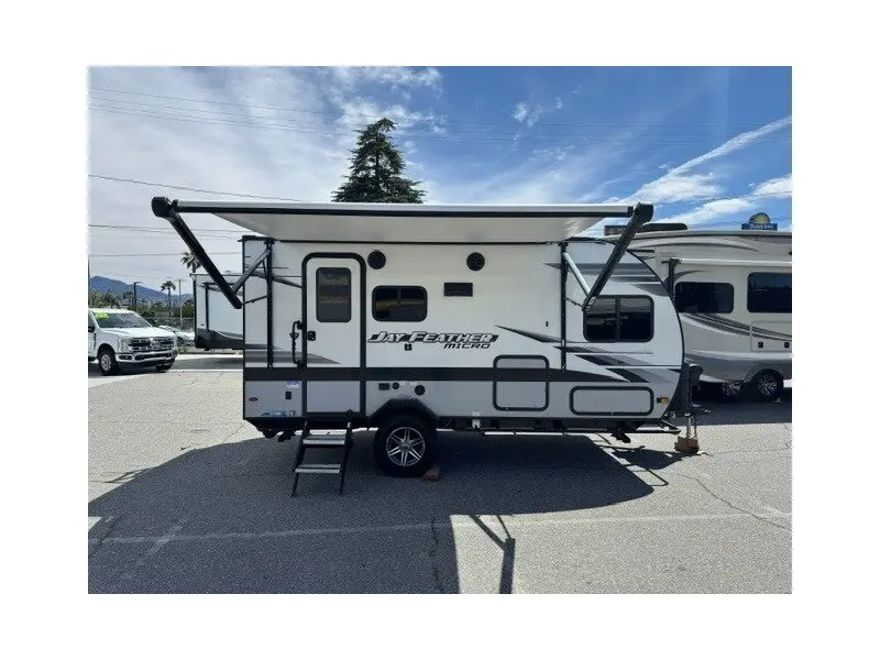 2022 Jayco JAY FEATHER Micro 166FBS