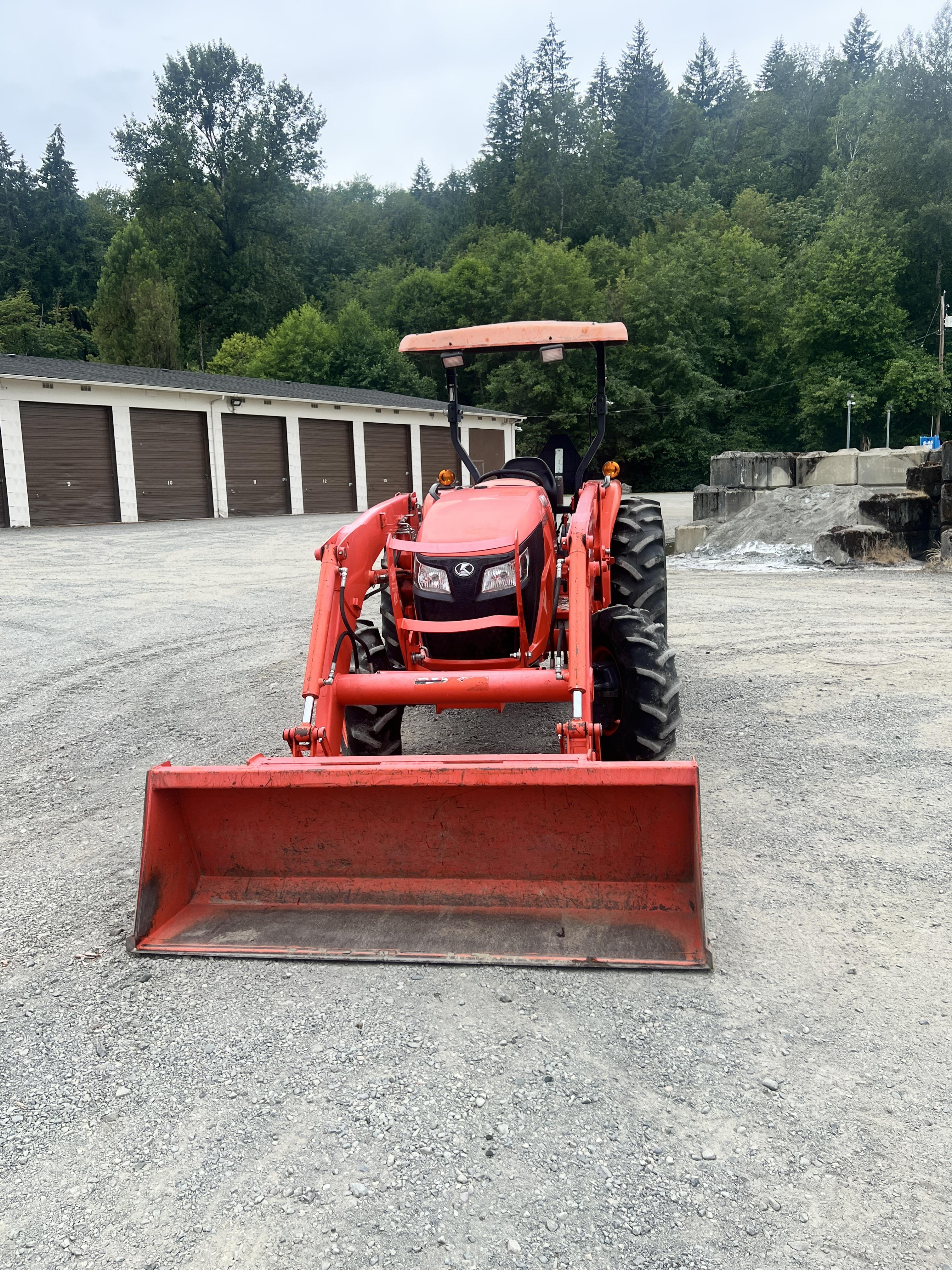 2019 Kubota MX5800 in Issaquah, WA
