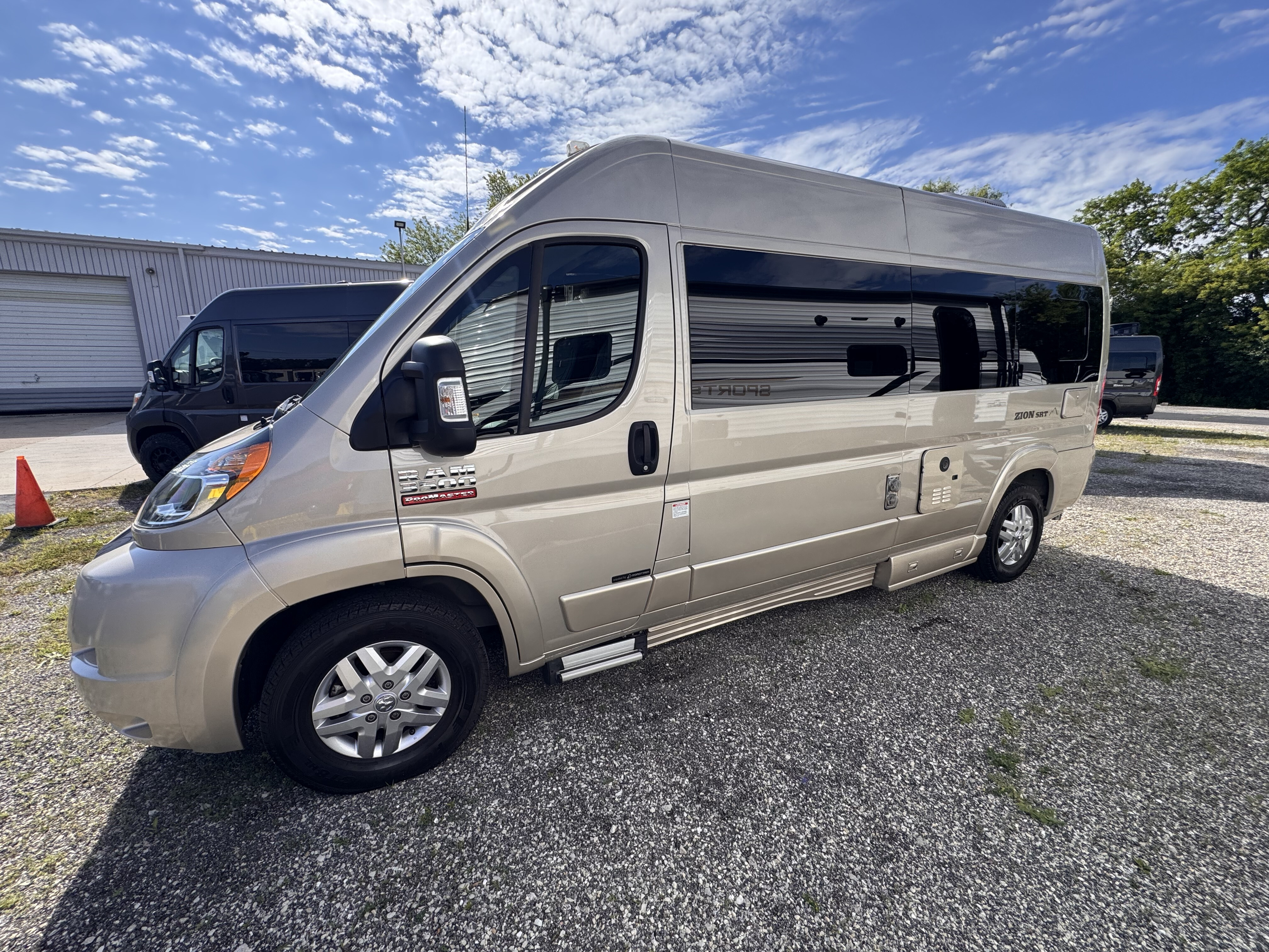 2021 Roadtrek Zion SRT in milwaukee WI