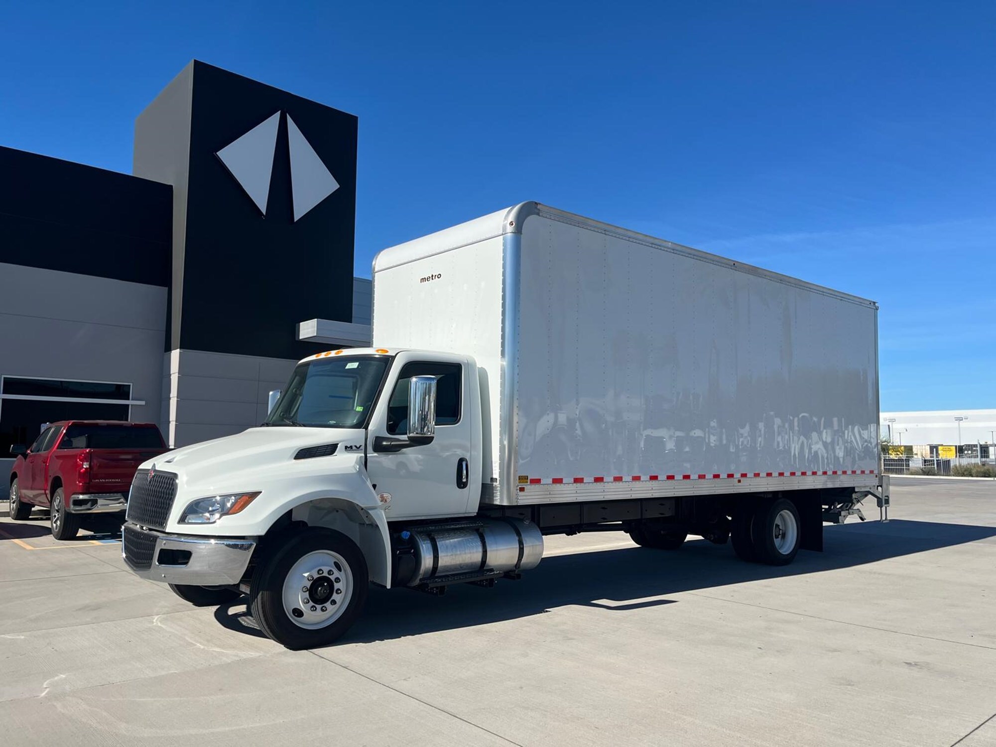 2024 INTERNATIONAL MV607 SBA in Phoenix, AZ