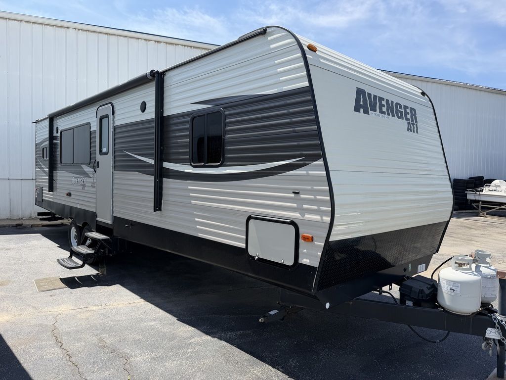 2018 Prime Time Avenger ATI 27RKS in rockford IL