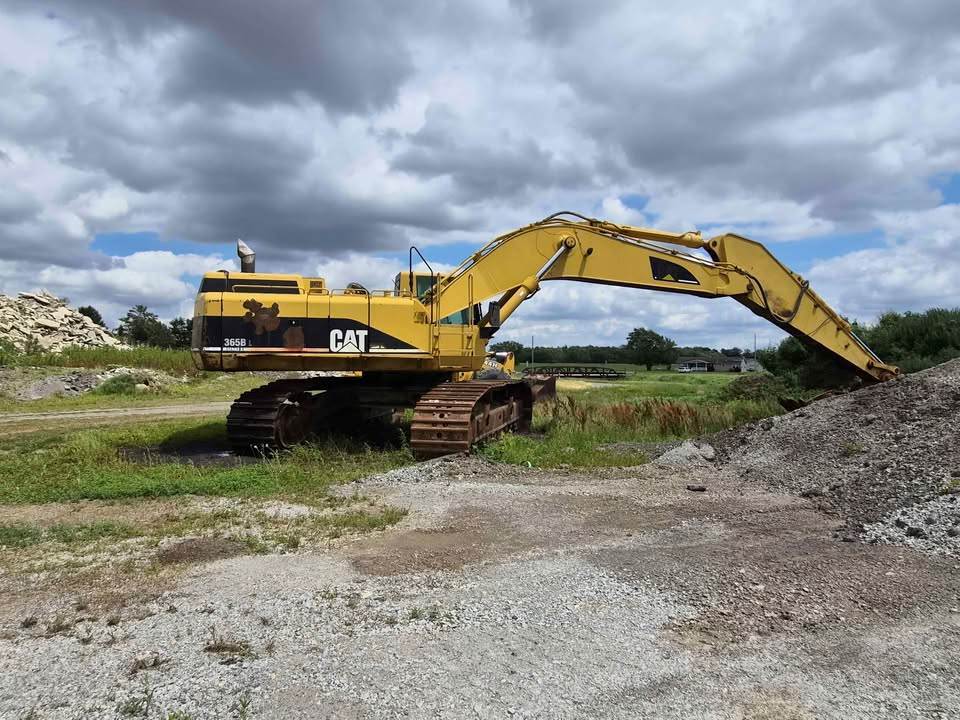 2004 Caterpillar 365BL-II in Columbus, OH