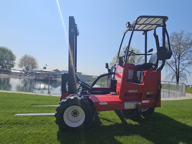 2014 Moffett M70 in Grabill, IN