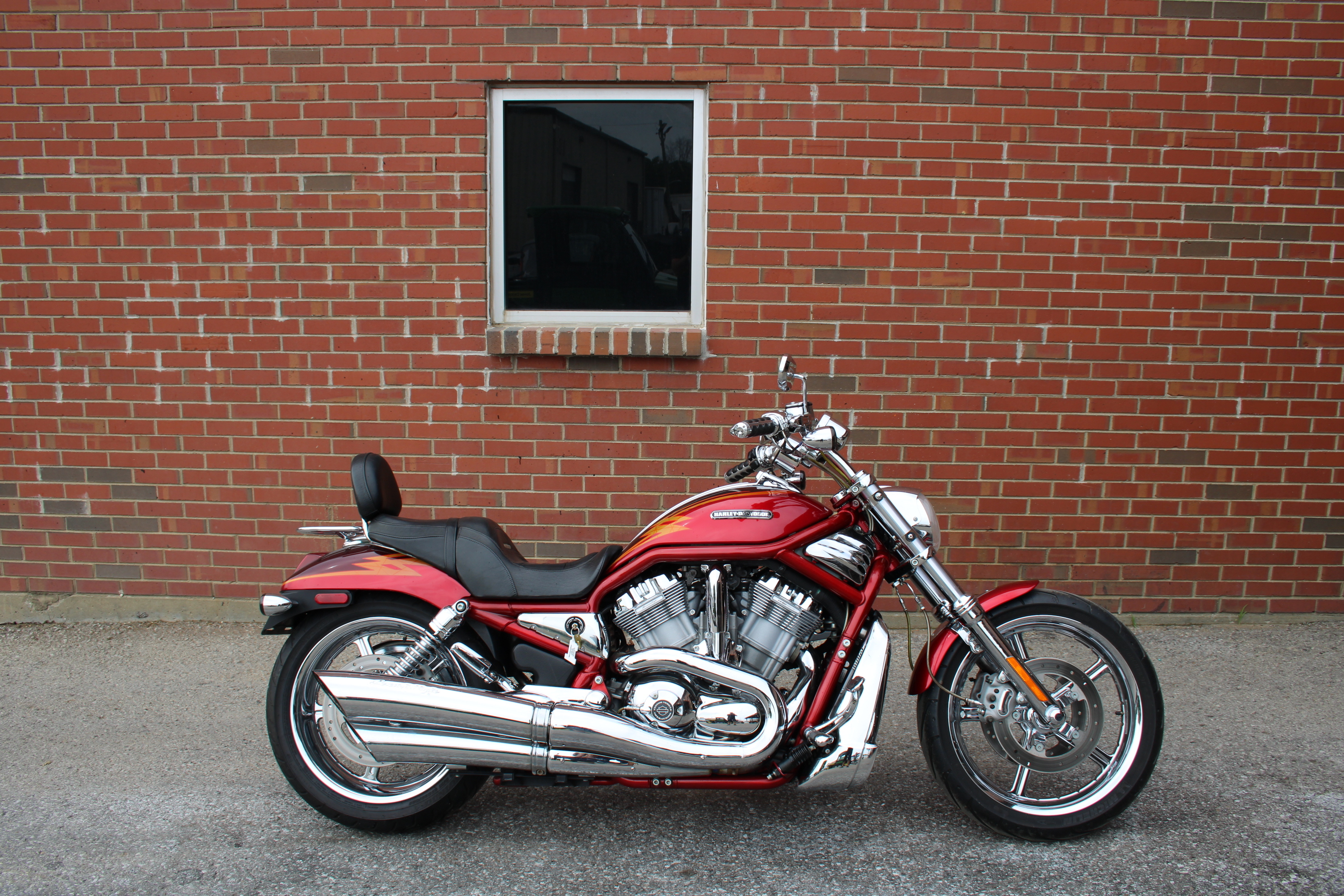 2005 Harley-Davidson VRSCSE2 SCREAMIN EAGLE VROD BASE in Lebanon, TN