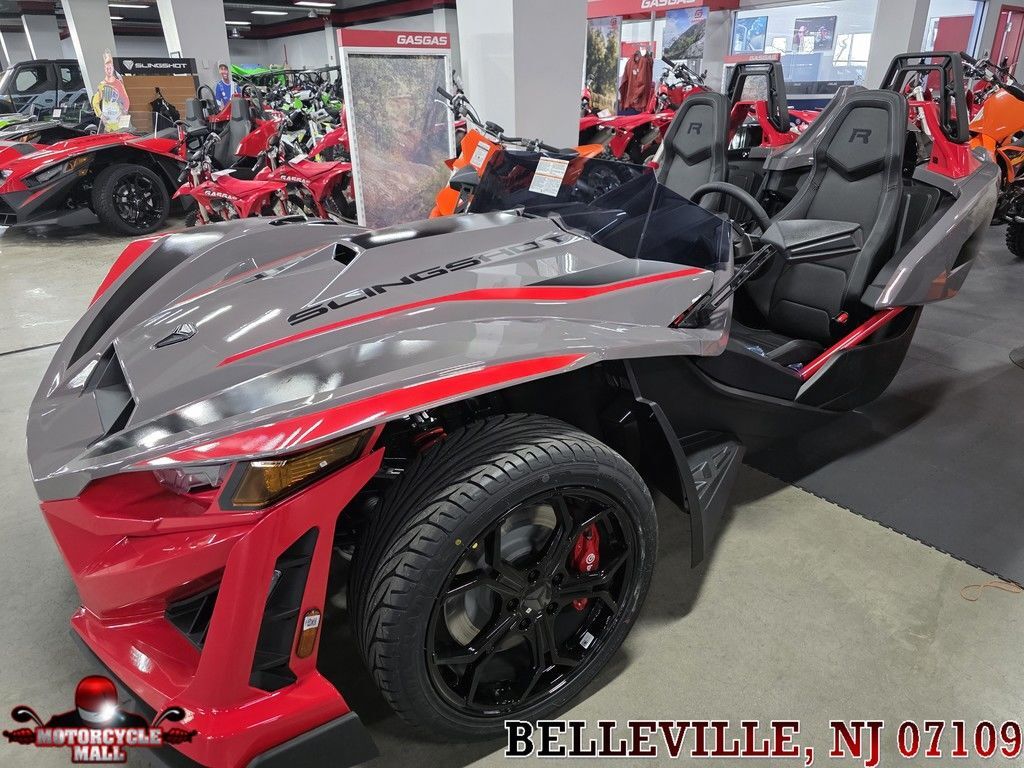 2026 Polaris Slingshot® R AutoDrive Radiant Gray with Indy Red Pearl SL in Belleville, NJ