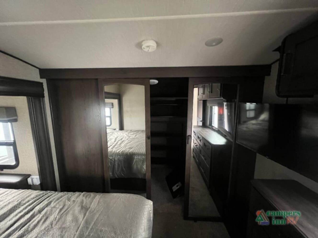 A photo of this 2021 Grand Design Reflection 337RLS