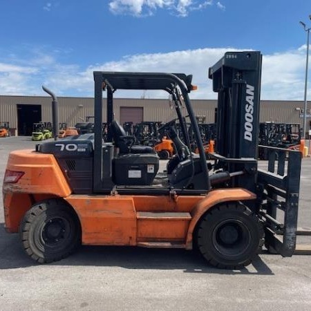 2018 DOOSAN D70S-7 in Tukwila, WA