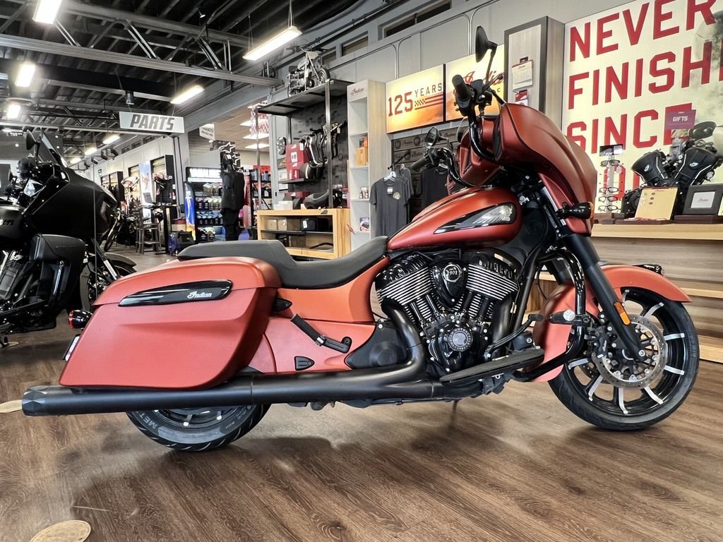 2021 Indian Motorcycle® Chieftain® Dark Horse® Icon Burnt Orange Metallic Smo DARK HORSE in Bremerton, WA