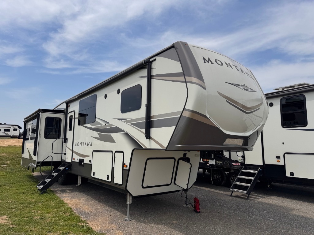 2020 Keystone Rv Montana 3813MS in wind gap PA