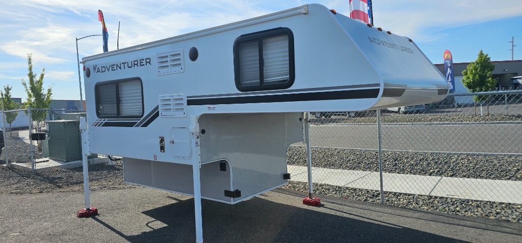 2025 Adventurer Manufacturing Inc. Adventurer 80RB in richland WA