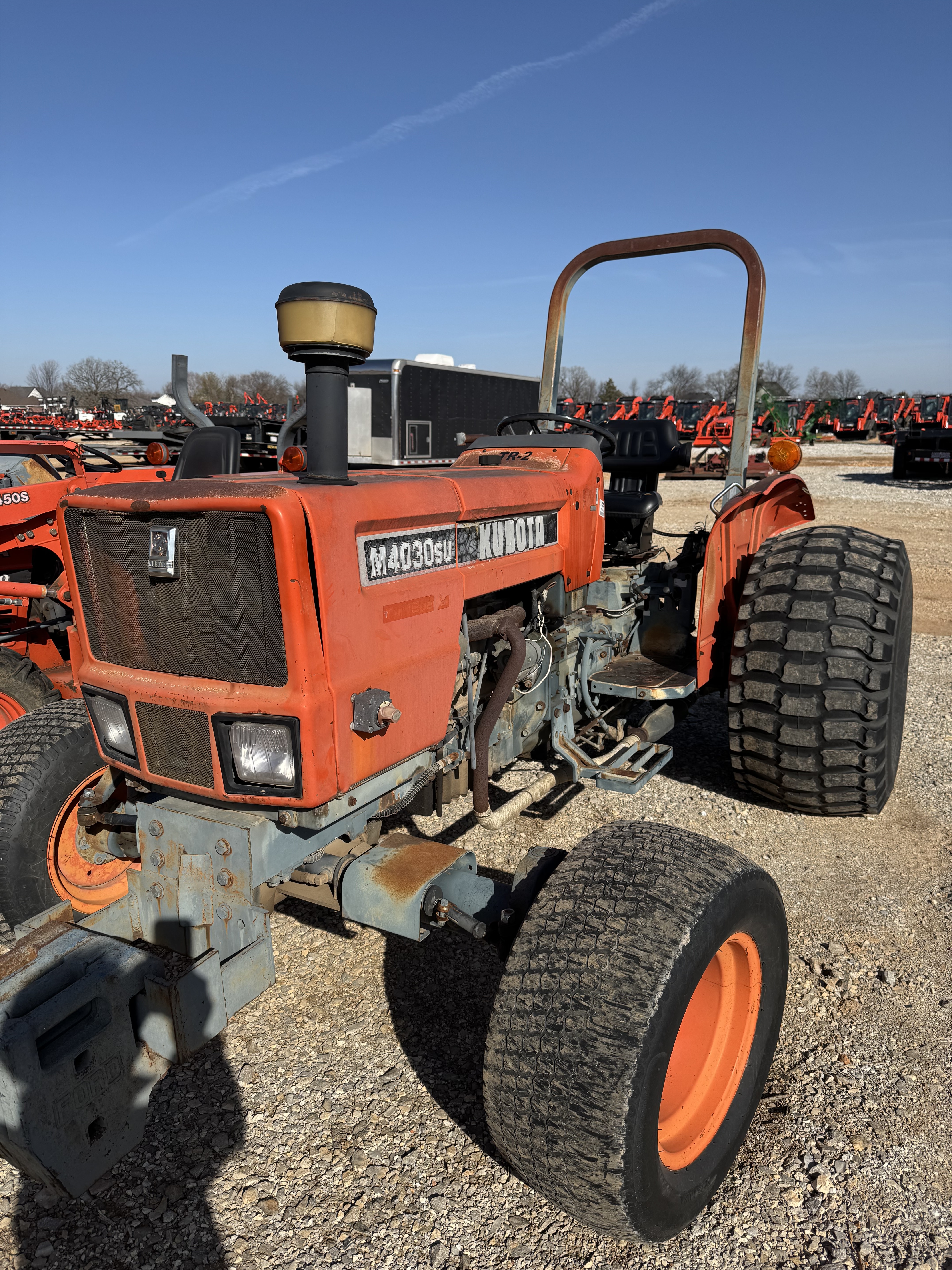 KUBOTA M4030 in Springdale, AR