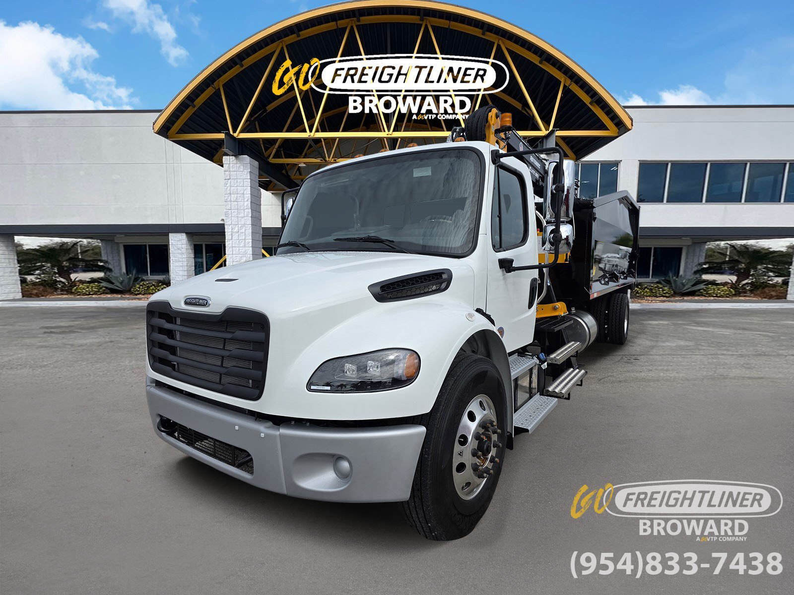 2027 FREIGHTLINER BUSINESS CLASS M2 106 in Pompano Beach, FL