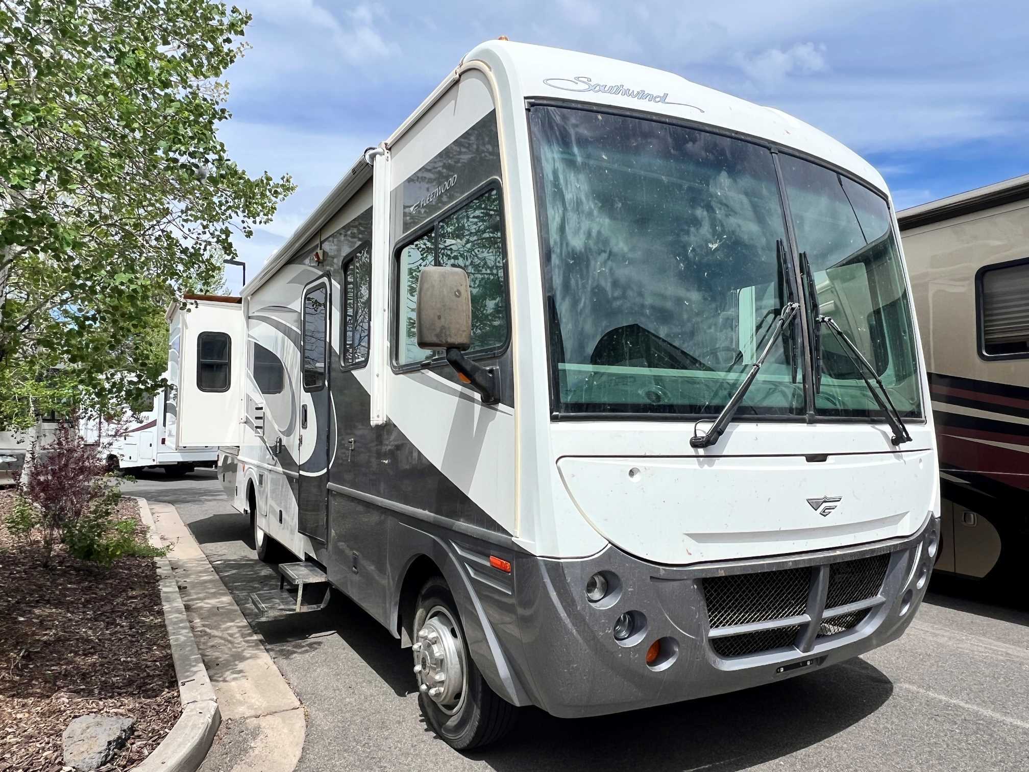 2006 Fleetwood Southwind 32VS RV