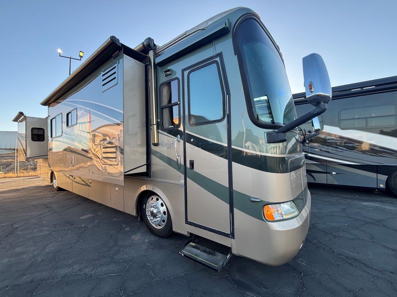 2007 Monaco Rv Knight 38PDQ Class A Diesel Motorhome - Diesel Pusher RV
