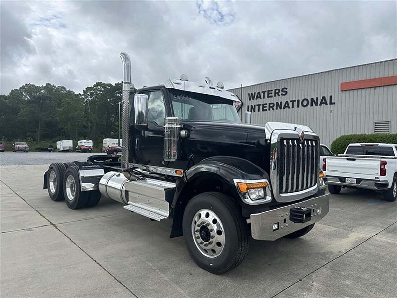 2027 INTERNATIONAL HX 520 in Columbus, MS
