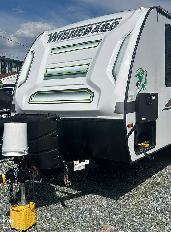2022 Winnebago Micro Minnie FLX 2108DS in nanticoke MD