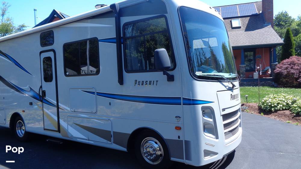 2020 Coachmen Pursuit 31BH in swansea MA