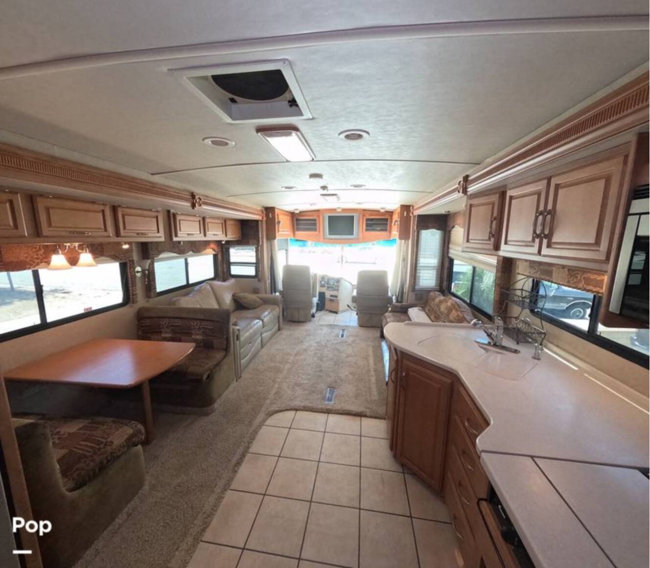 A photo of this 2006 Winnebago Tour 40KD