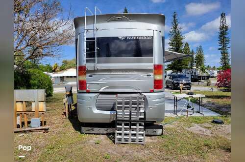 2007 Fleetwood Revolution LE 40E in deerfield beach FL