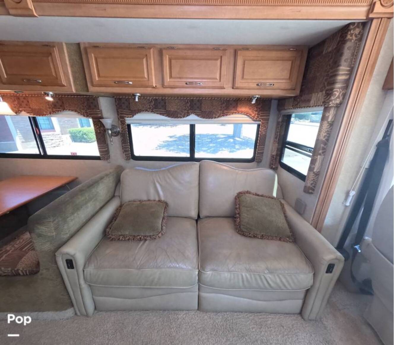 A photo of this 2006 Winnebago Tour 40KD