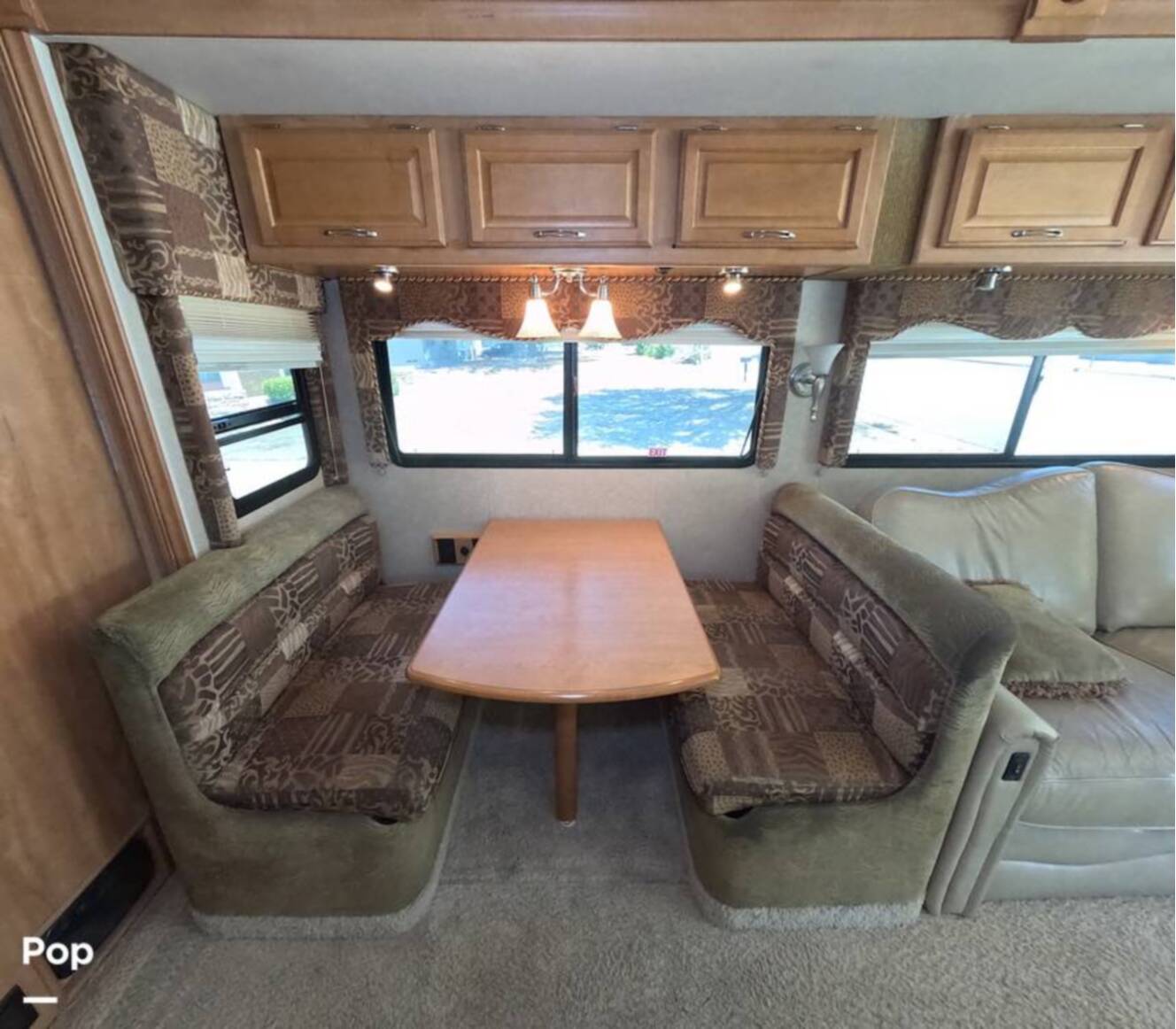 A photo of this 2006 Winnebago Tour 40KD