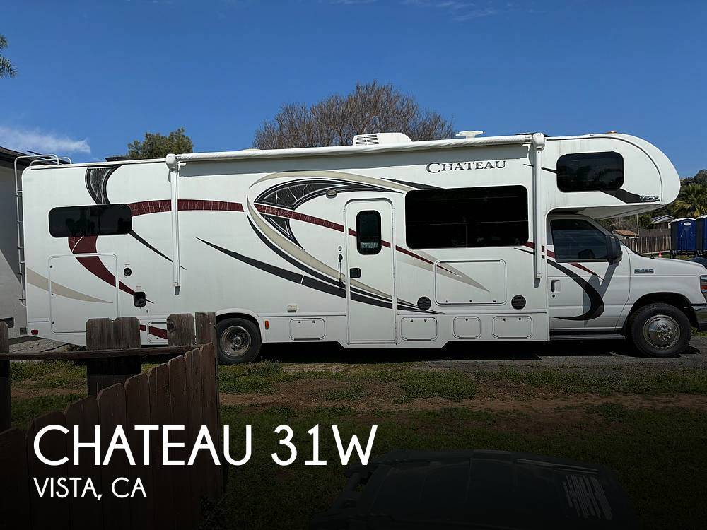 2017 Thor Motor Coach Chateau 31W in vista CA