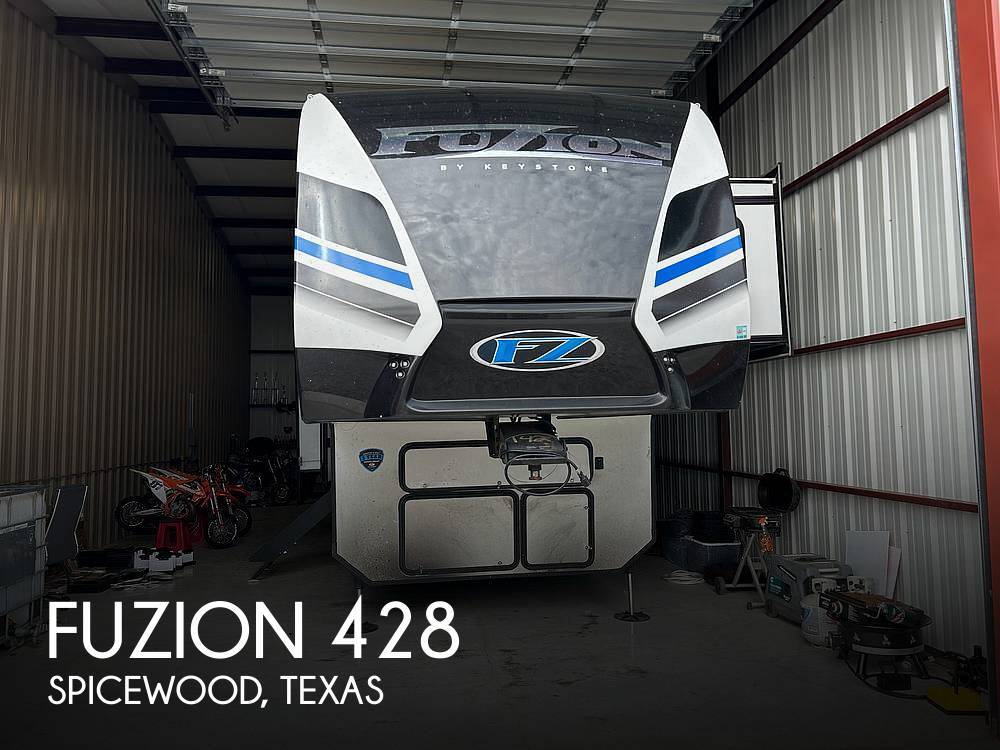 2022 Keystone Fuzion 428 in spicewood TX