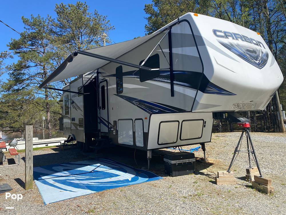 2016 Keystone Carbon 347 in cumming GA