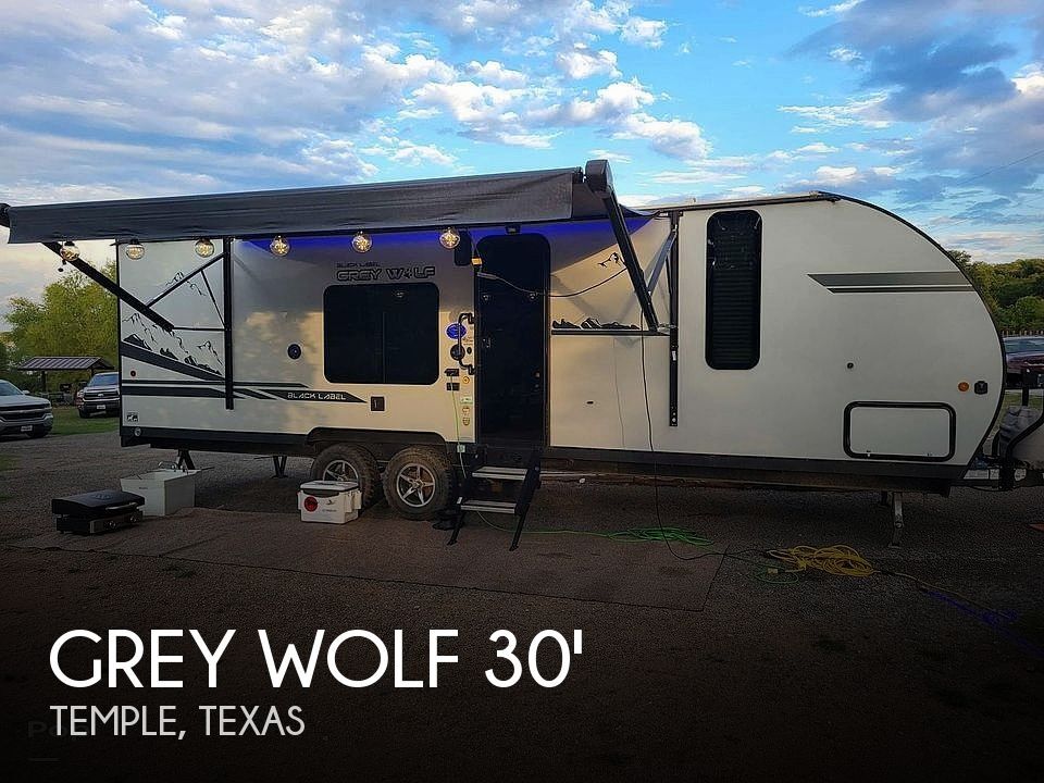 2020 Forest River Grey Wolf 26RR Black Label Travel Trailer Toy Hauler RV
