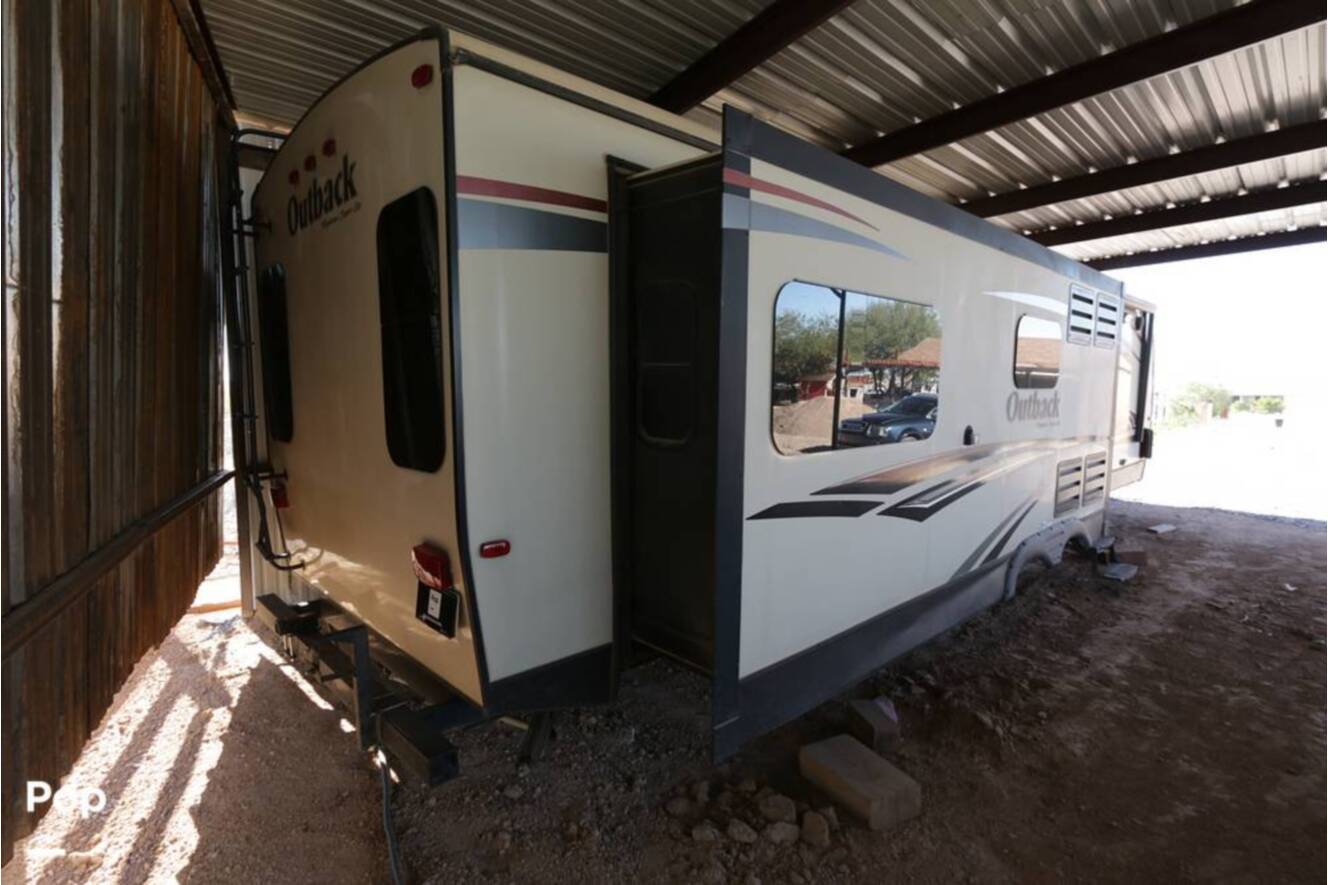 A photo of this 2015 Keystone Outback Super-Lite 326RL