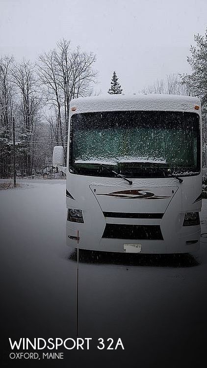 2013 Thor Motor Coach Windsport 32A RV