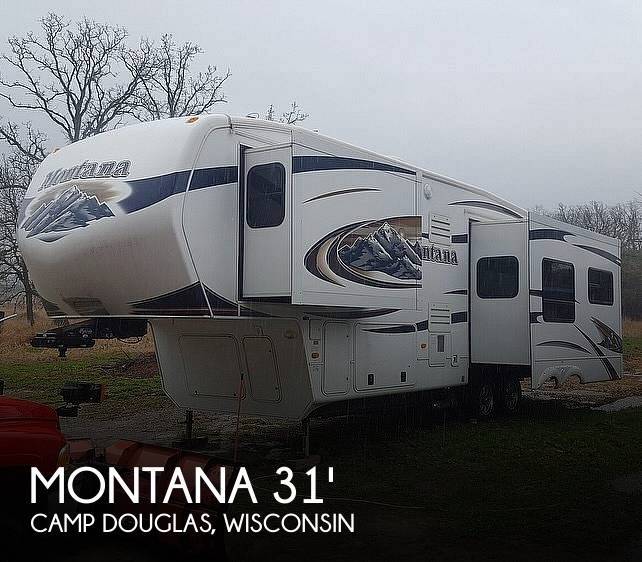 2011 Keystone Montana Hickory 3150RL in camp douglas WI