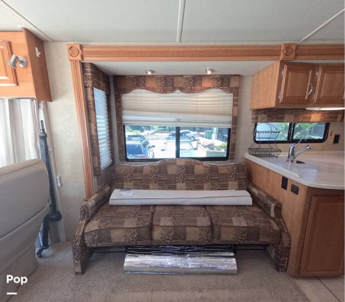 A photo of this 2006 Winnebago Tour 40KD