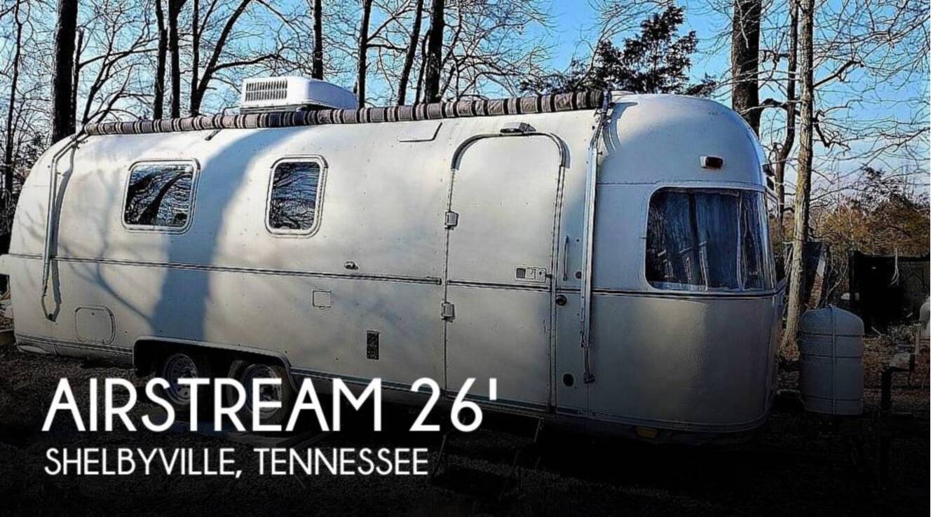 A photo of this 1976 Airstream Airstream Argosy 26 Twin