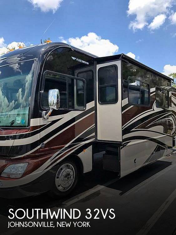 2011 Fleetwood Southwind 32VS in johnsonville NY