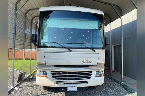 2009 Fleetwood Bounder 35E in sequim WA