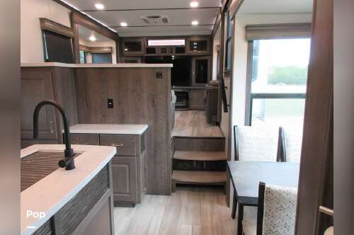 2022 Alliance Rv Paradigm 385FL in waelder TX