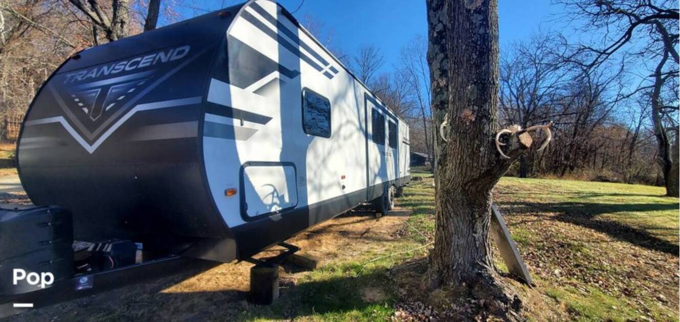 A photo of this 2022 Grand Design Transcend Xplor 321BH
