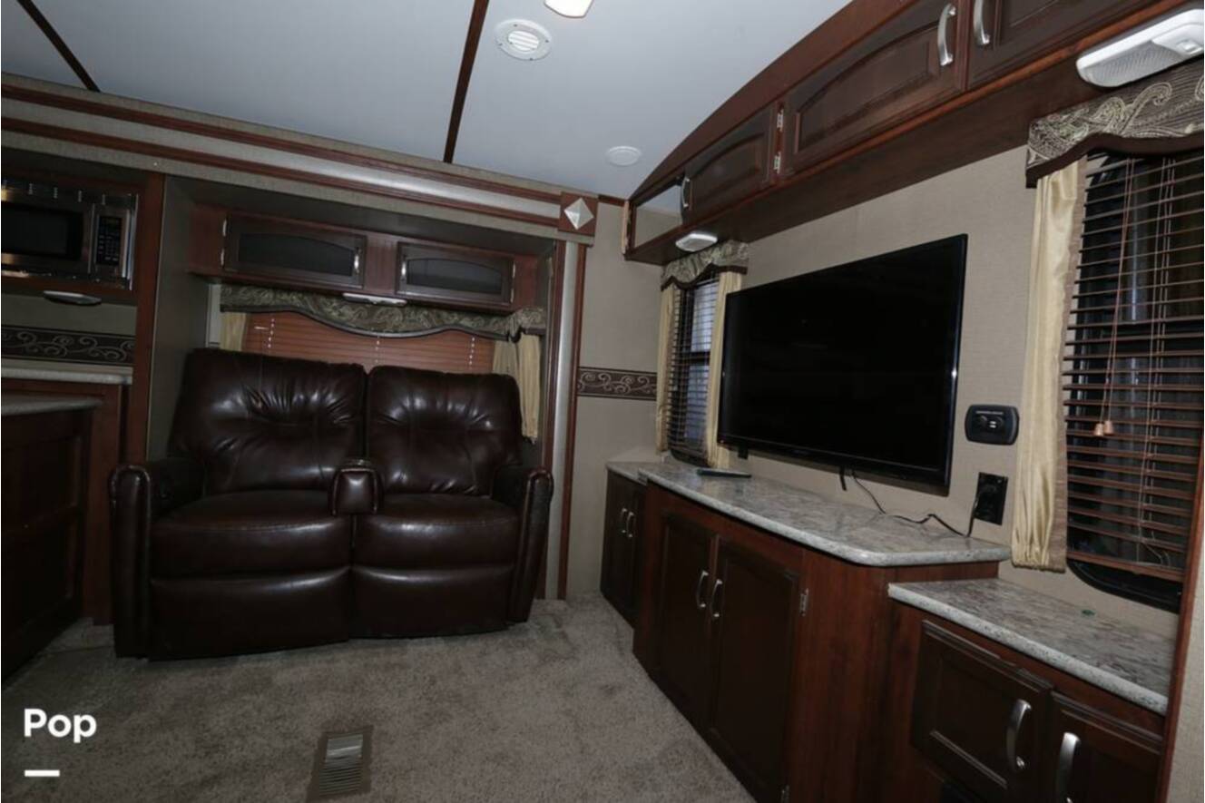 A photo of this 2015 Keystone Outback Super-Lite 326RL